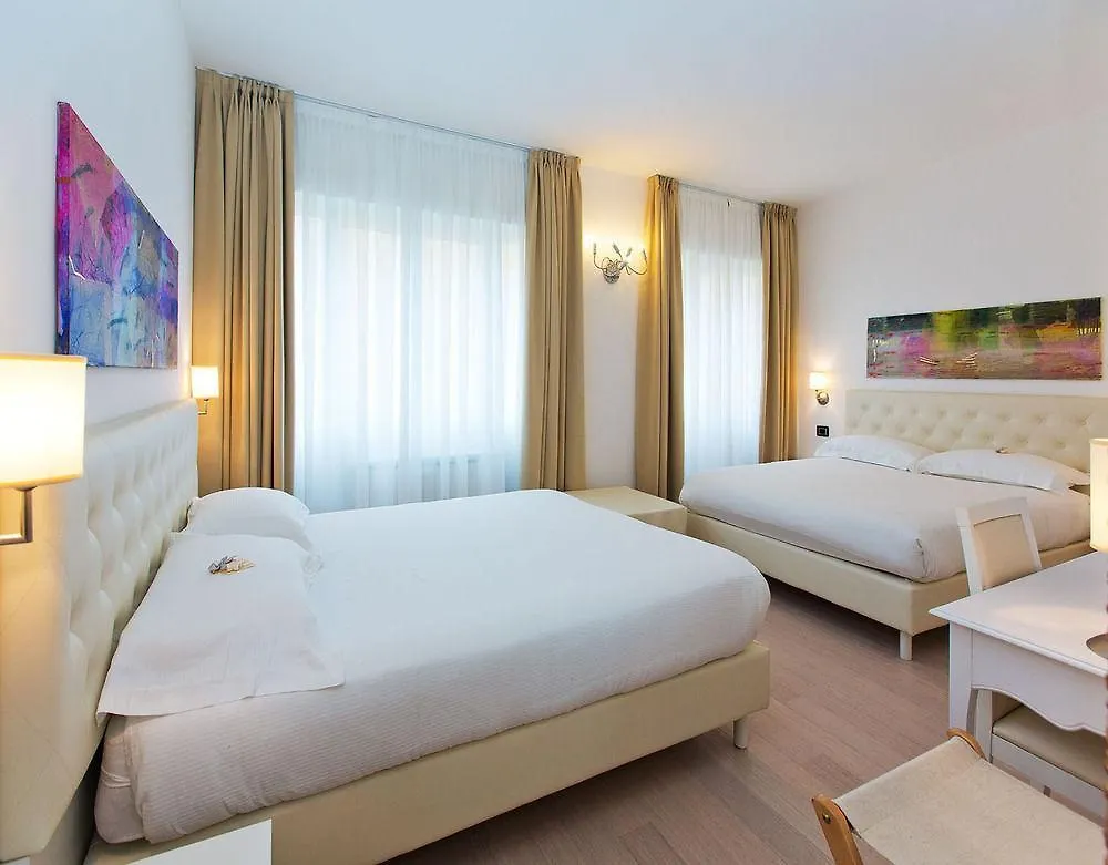 Hotel Maine Finale Ligure